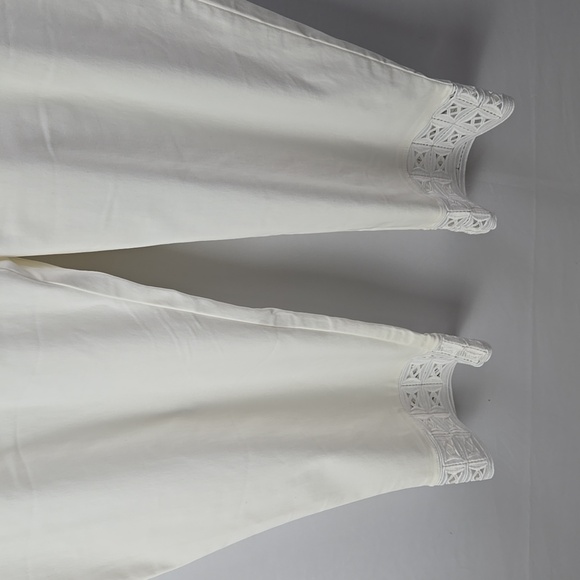 Chico's Ivory So Slimming Brigitte Slim Leg Pull On Pants Sz 16P - NWT - Picture 3 of 11